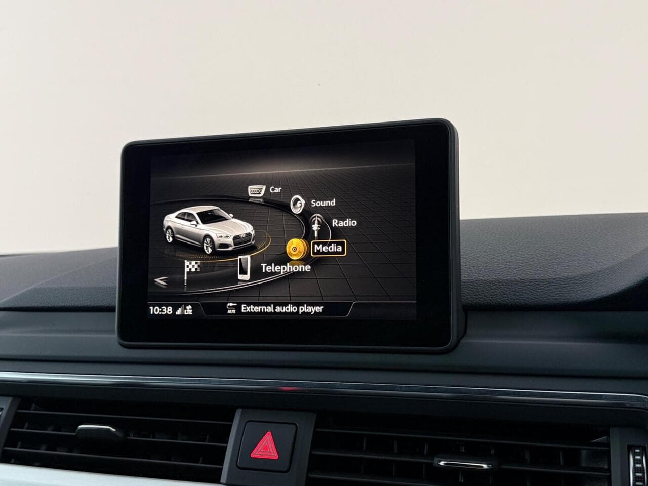 Audi A5 thumbnail Infotainment System