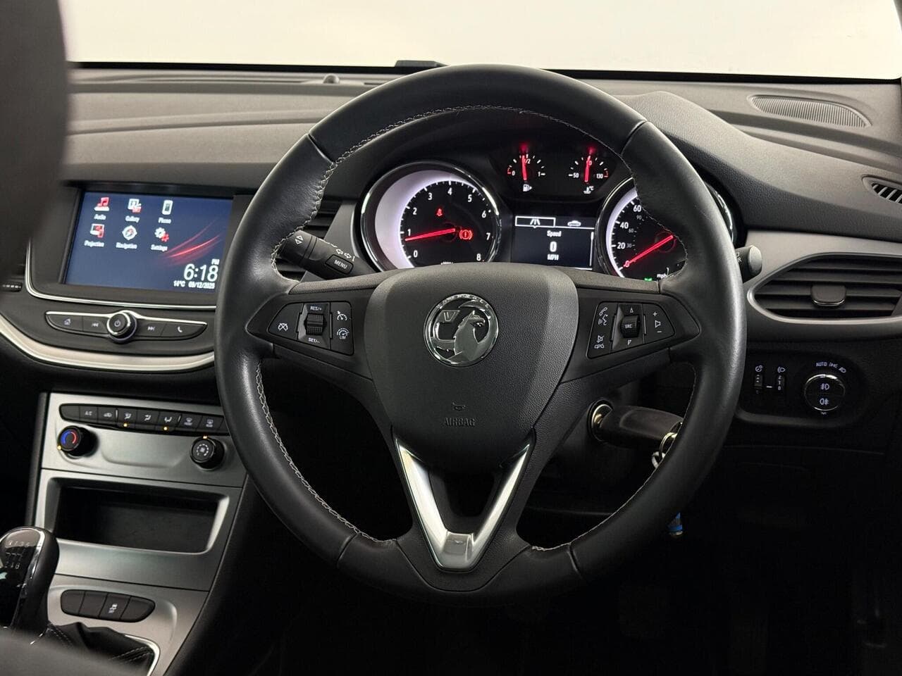 Vauxhall Astra thumbnail Steering Wheel