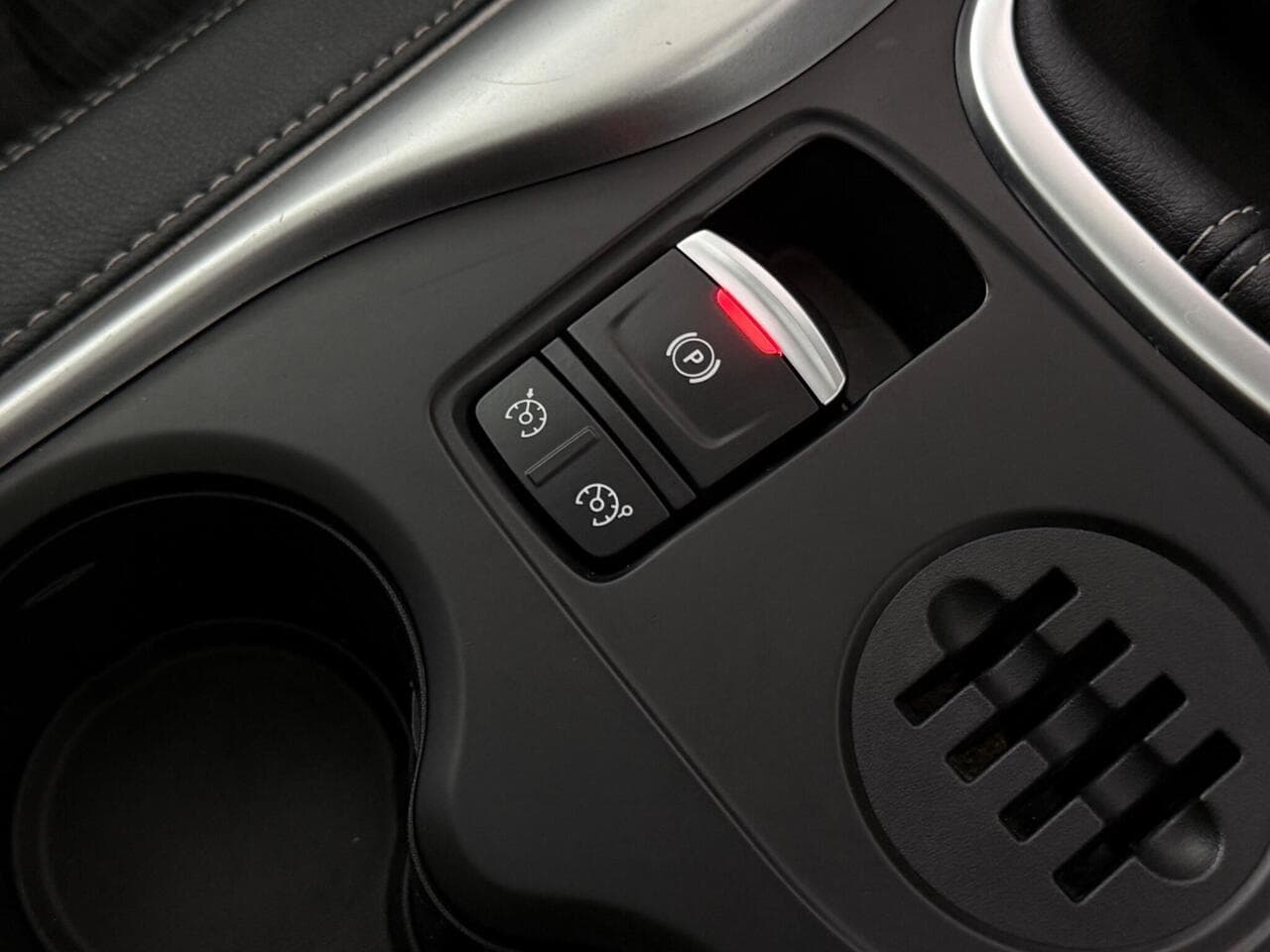 Renault Kadjar thumbnail Misc Controls
