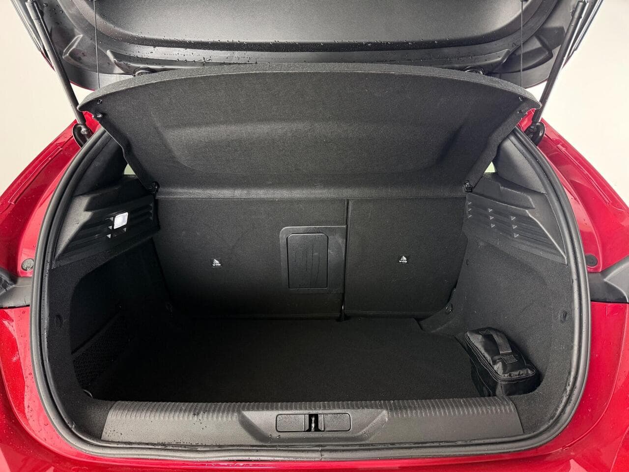 Peugeot 308 thumbnail Boot