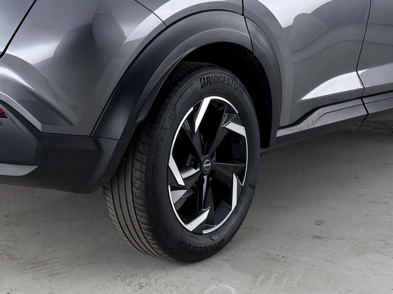 Nissan Juke thumbnail Wheel