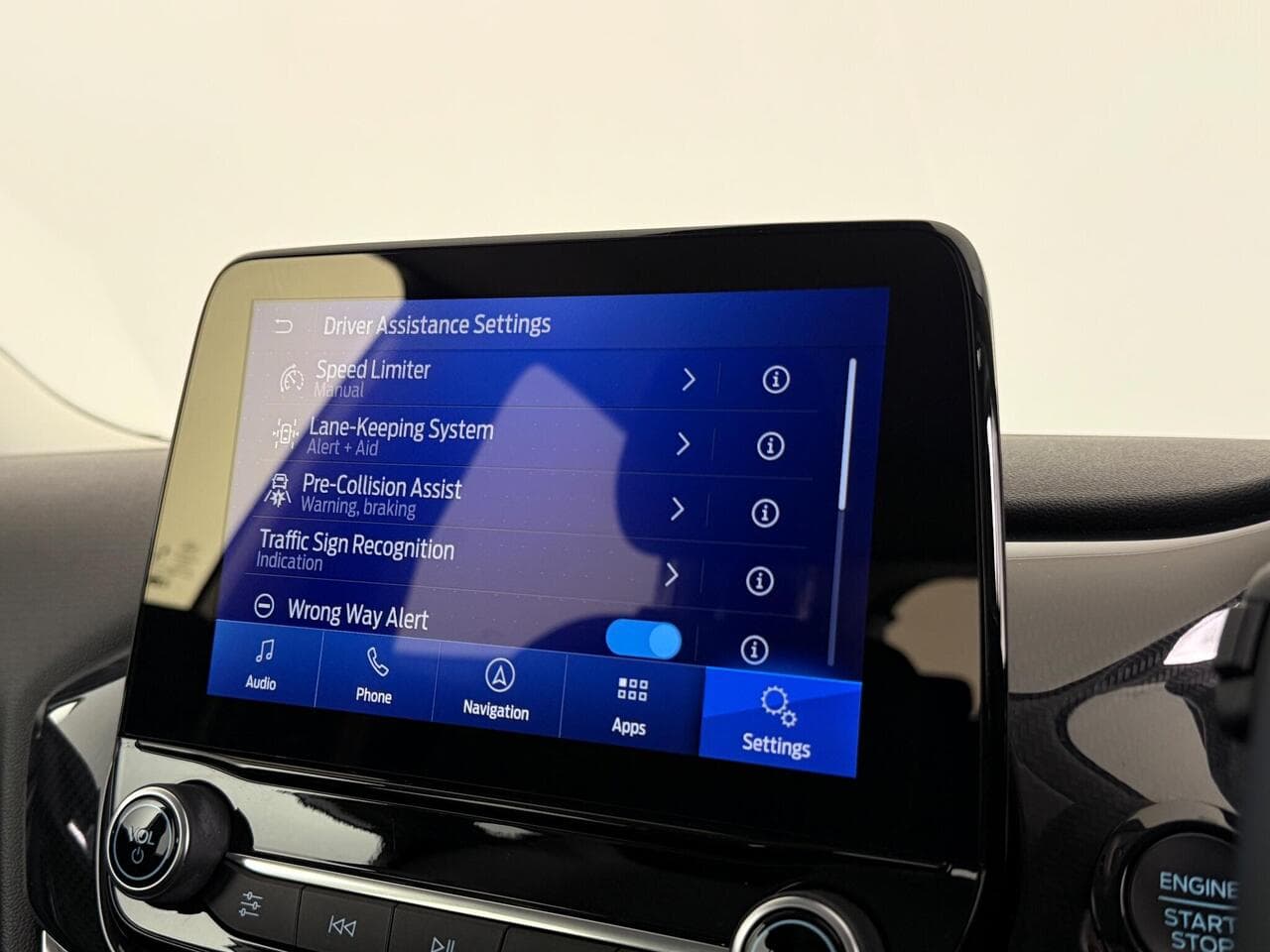 Ford Puma thumbnail Infotainment System