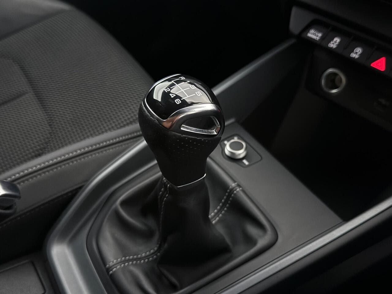 Audi A1 thumbnail Interior Front
