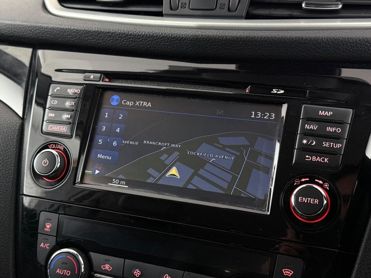 Nissan Qashqai thumbnail Infotainment System