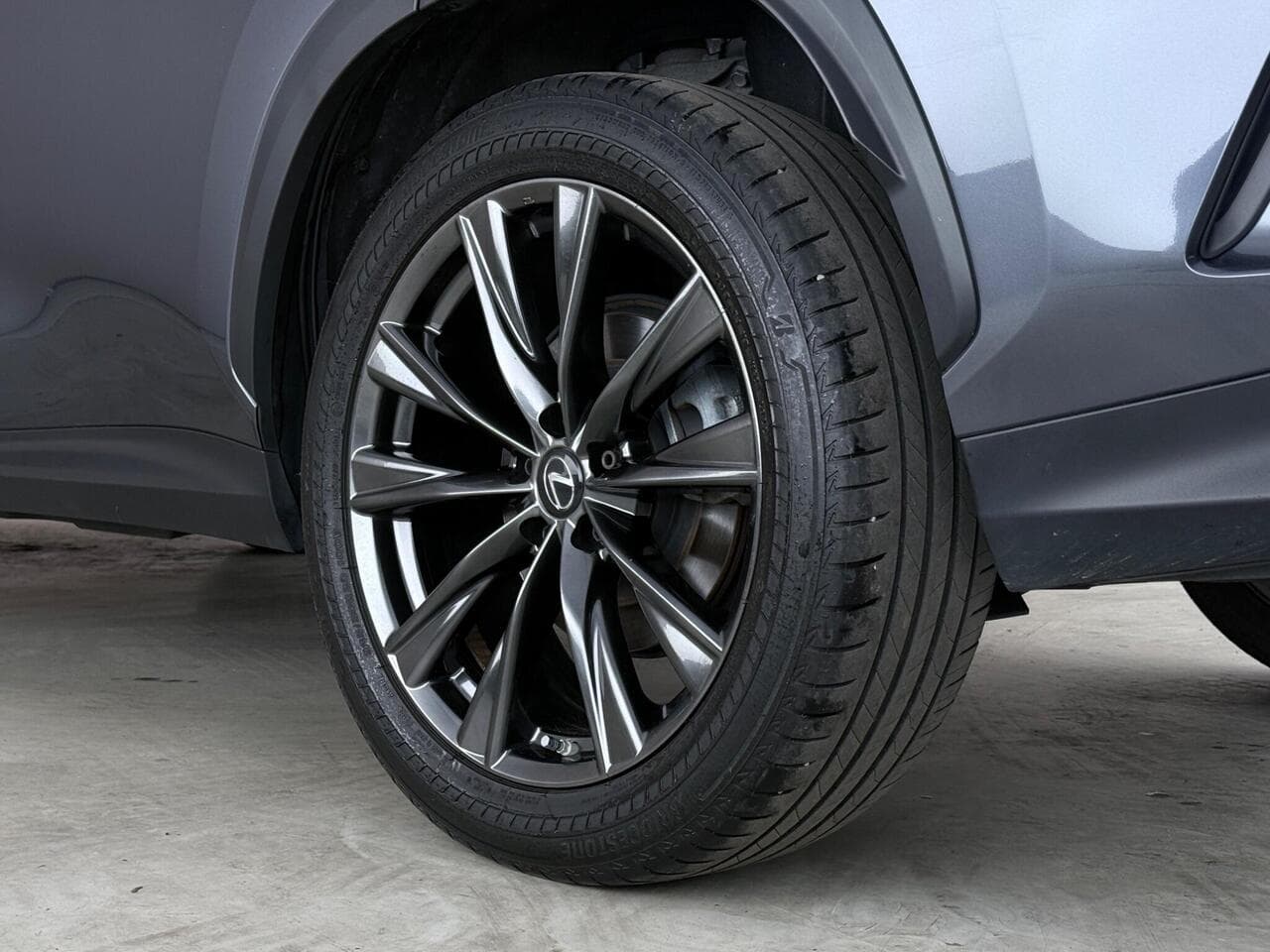 Lexus NX thumbnail Wheel