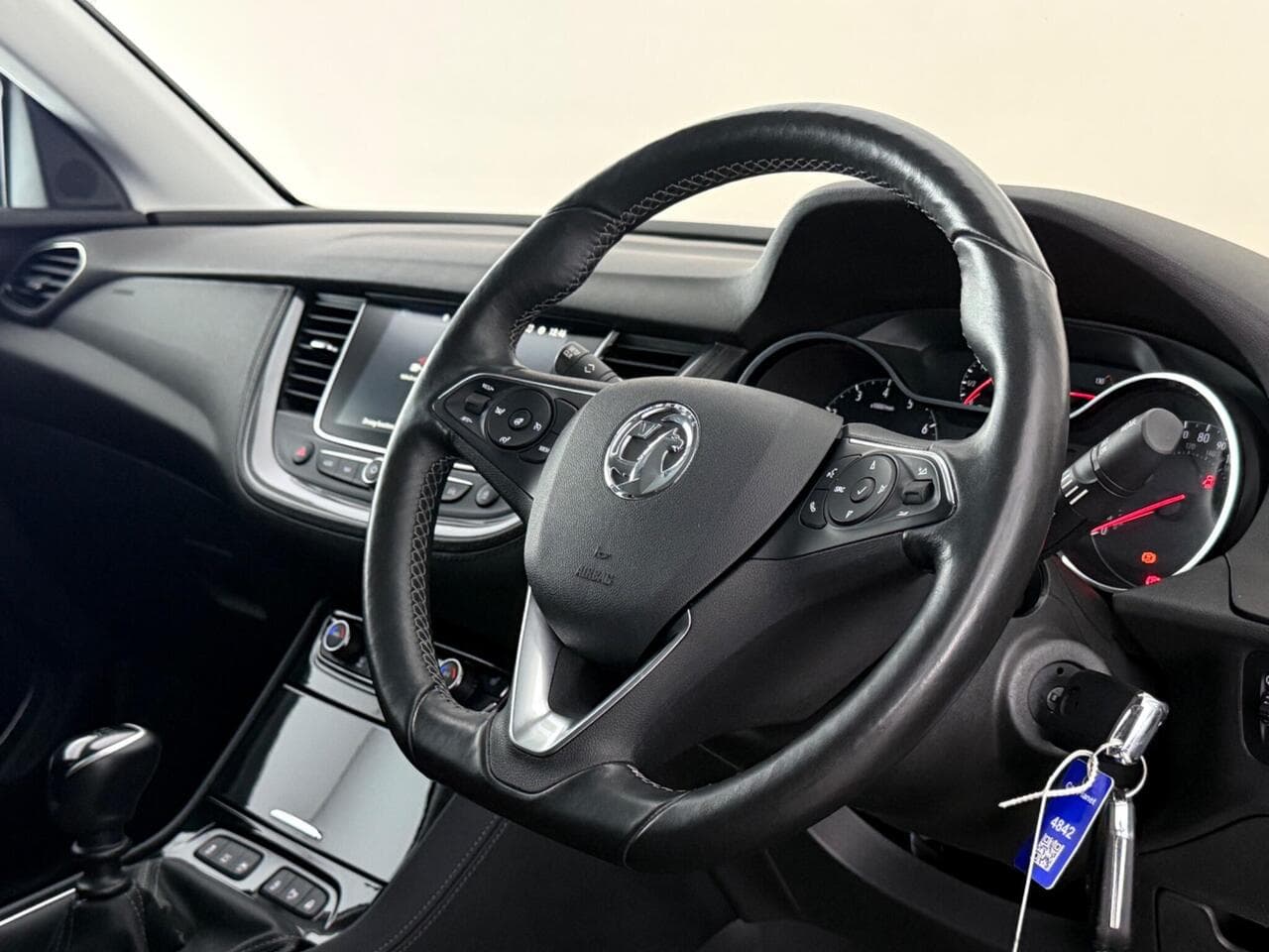 Vauxhall Grandland X thumbnail Steering Wheel