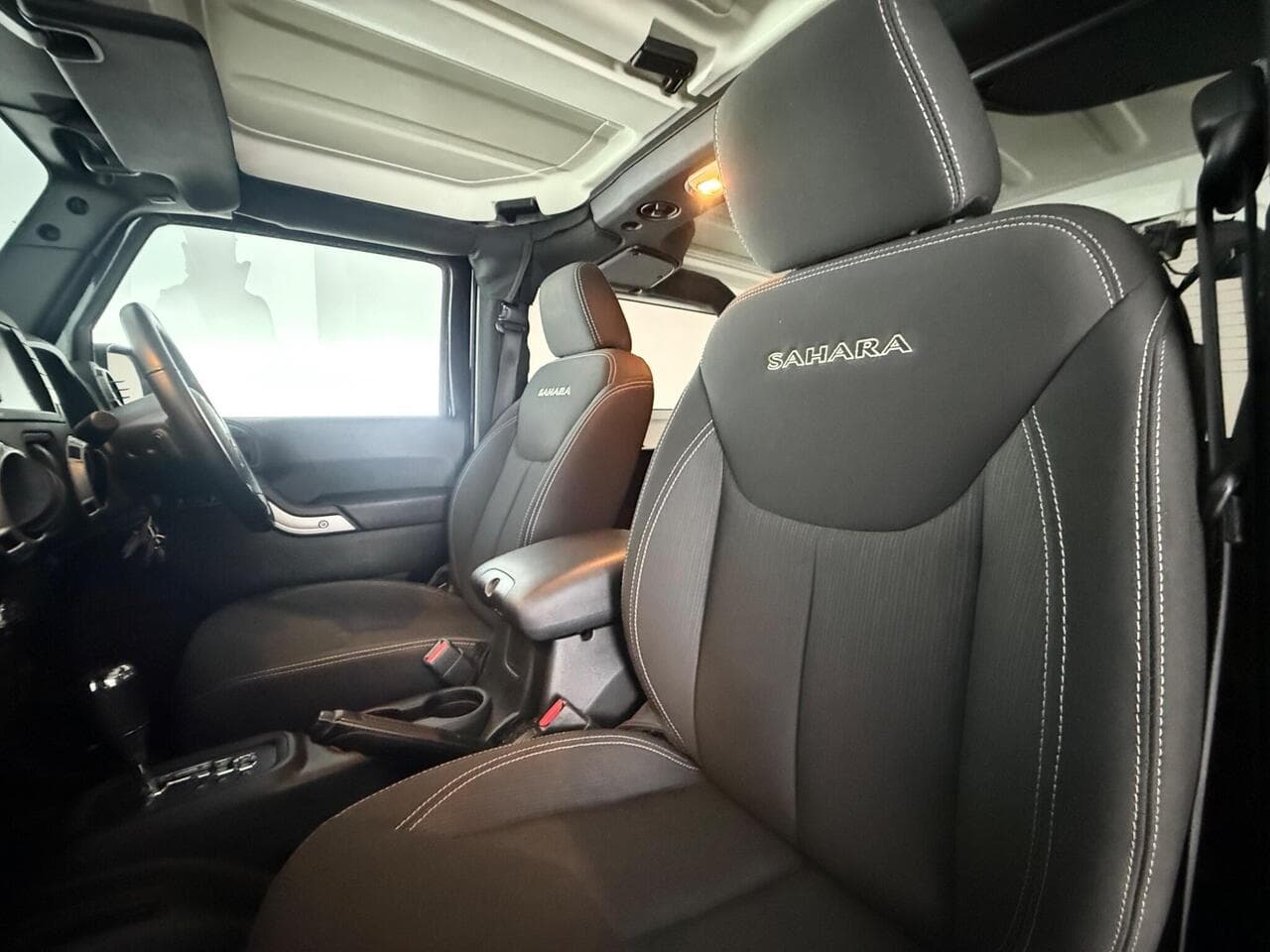 Jeep Wrangler thumbnail Seat Front Passenger