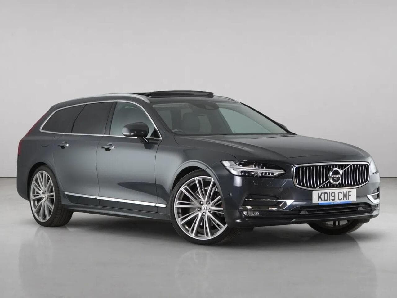 Volvo V90 - Volvo V90 2.0 D5 PowerPulse Inscription Pro Estate 5dr Diesel Auto AWD Euro 6 (s/s) (235 ps)
