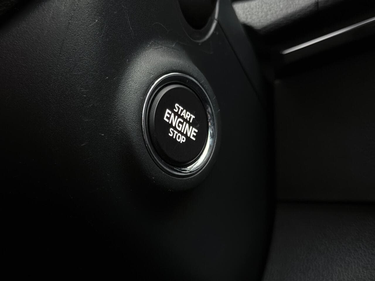 Skoda Karoq thumbnail Misc Controls
