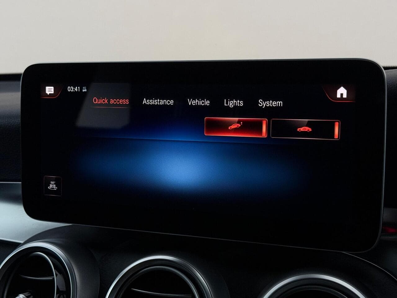 Mercedes-Benz GLC thumbnail Infotainment System