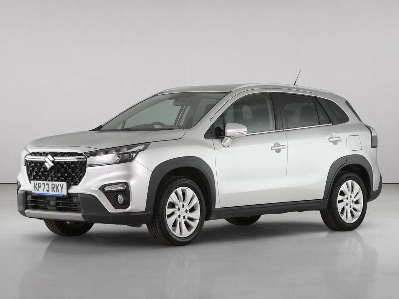 Suzuki S-Cross thumbnail Front Left