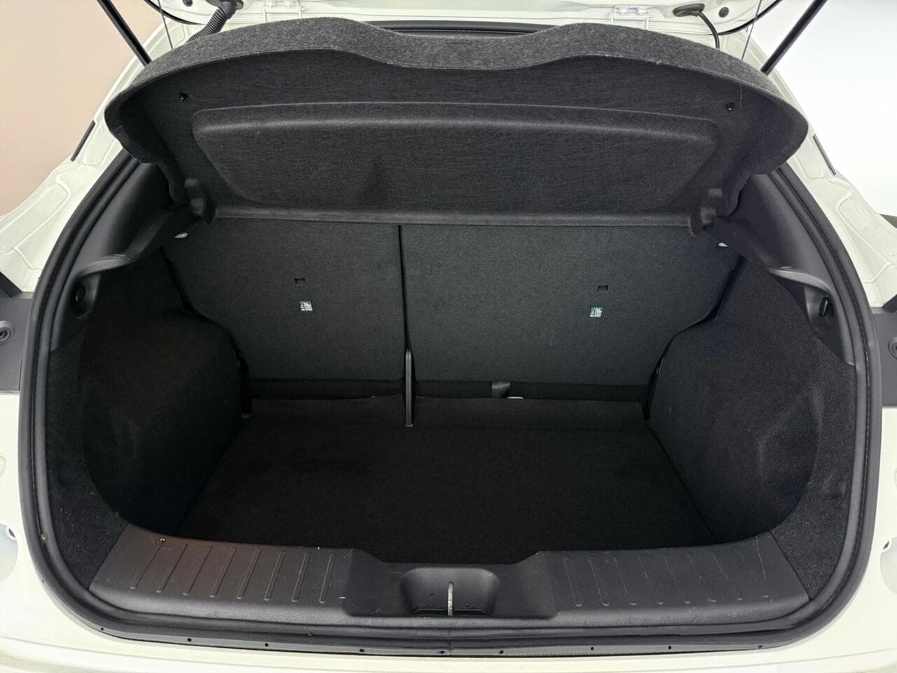 Nissan Juke thumbnail Boot