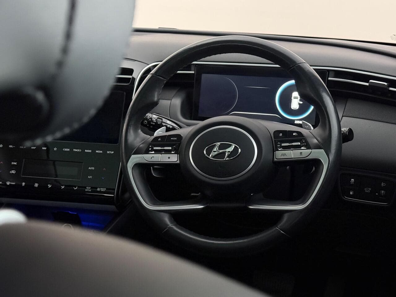 Hyundai TUCSON thumbnail Steering Wheel