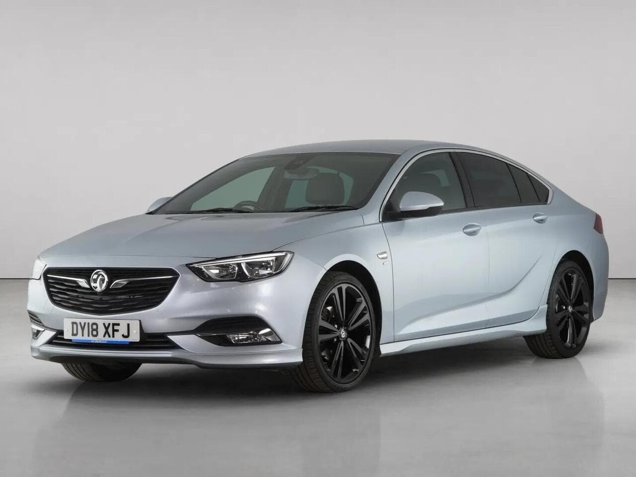 Vauxhall Insignia thumbnail Front Left