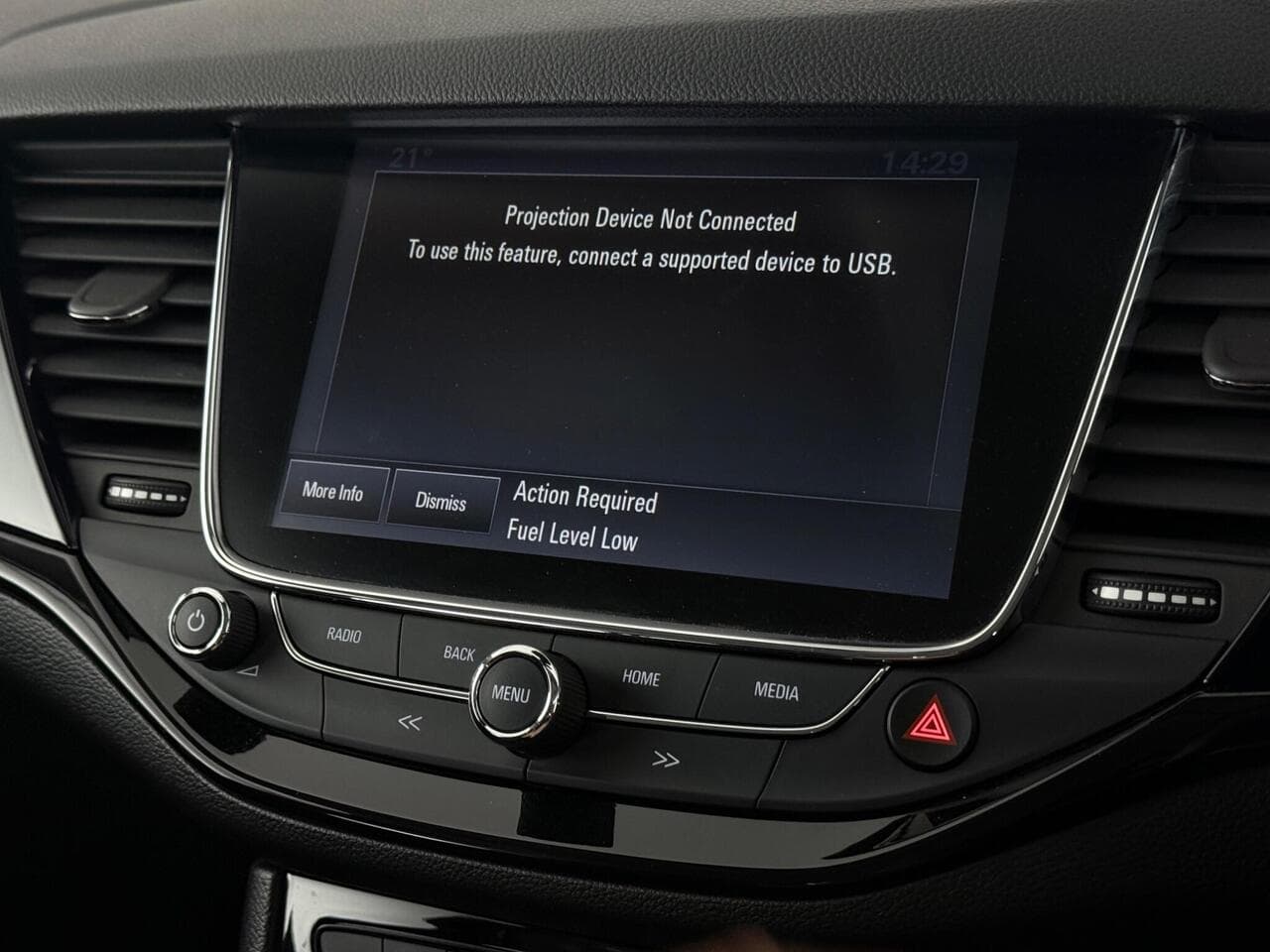 Vauxhall Astra thumbnail Infotainment System