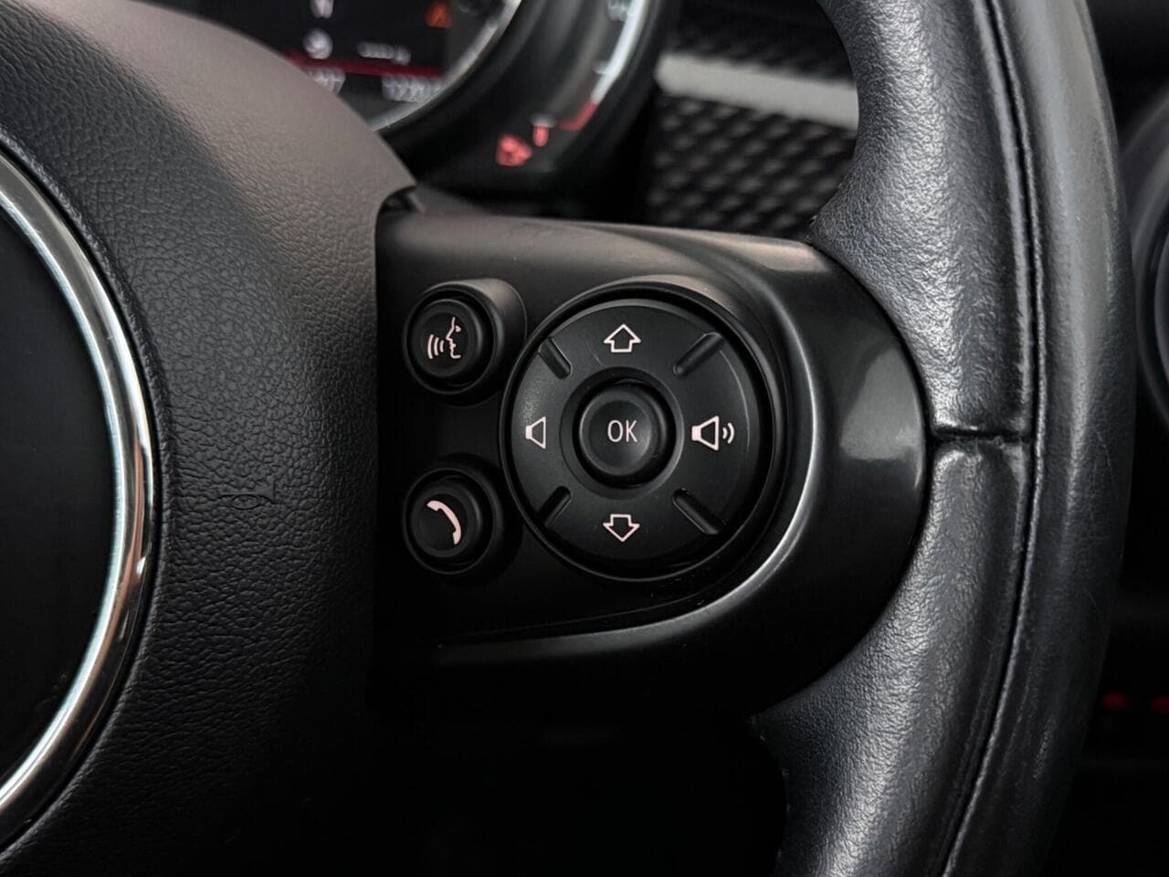 MINI Hatch thumbnail Misc Controls
