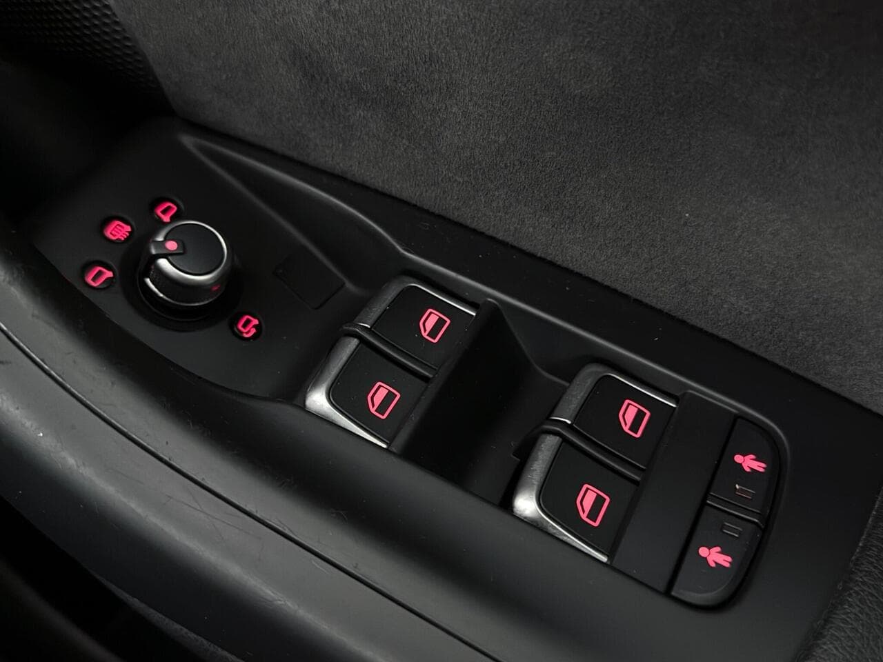 Audi Q3 thumbnail Misc Controls