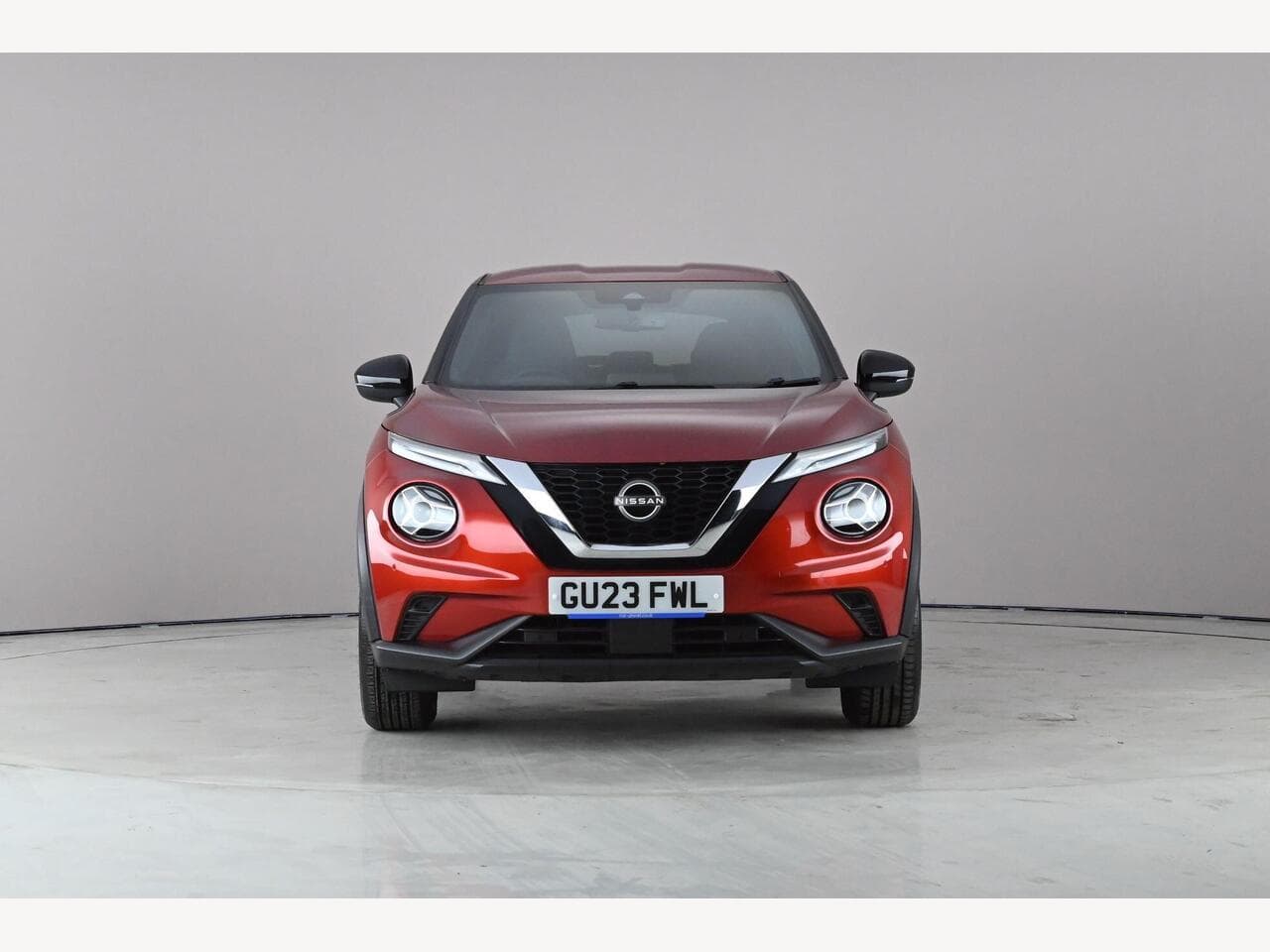 Nissan Juke thumbnail Front
