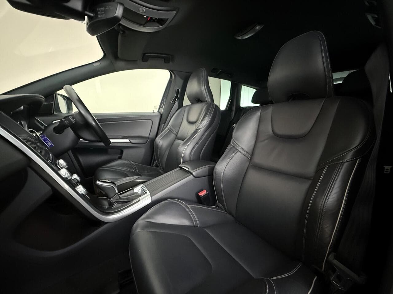 Volvo XC60 thumbnail Seat Front Passenger