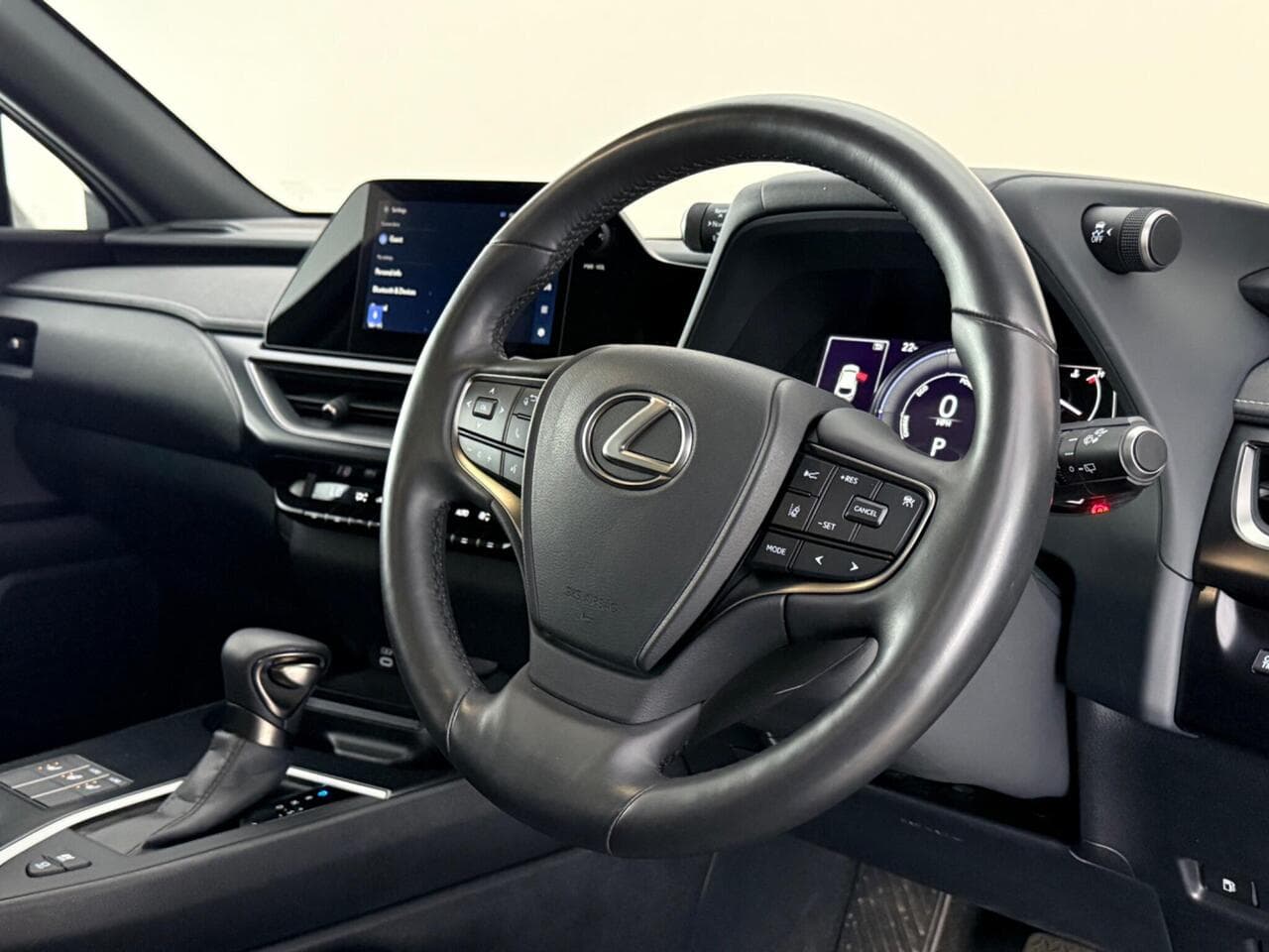 Lexus UX thumbnail Steering Wheel