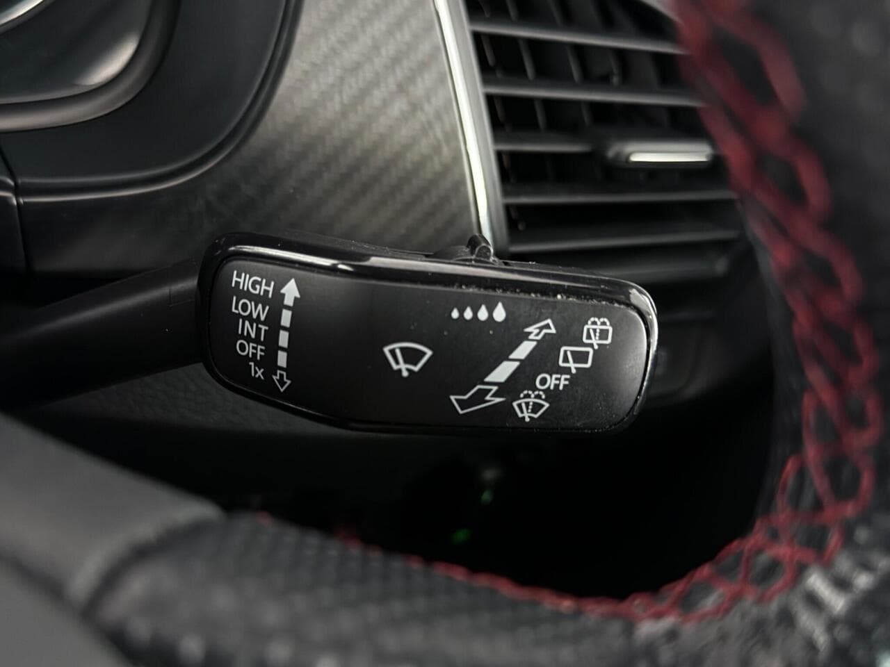 Skoda Fabia thumbnail Misc Controls