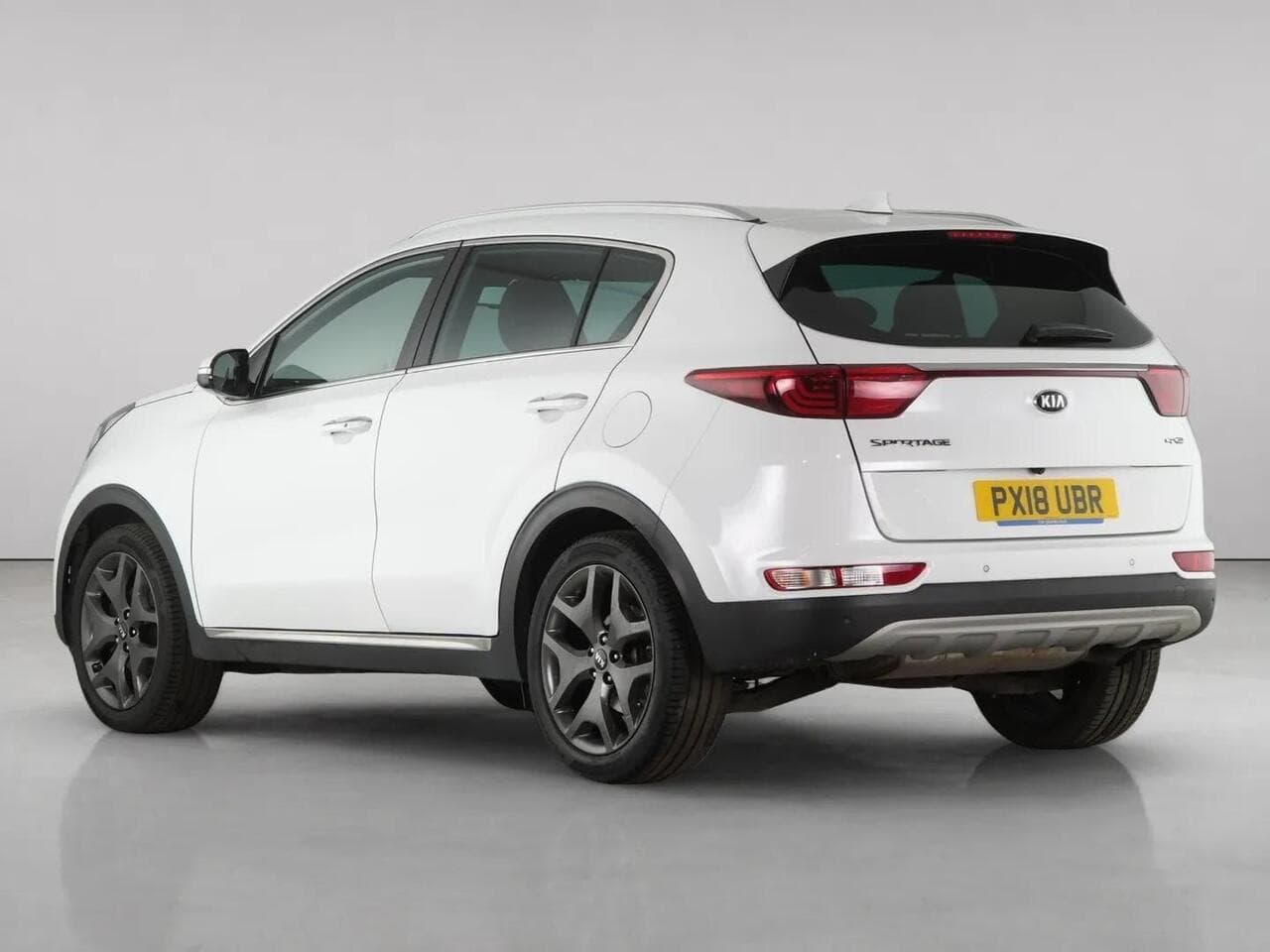 Kia Sportage thumbnail Rear Left