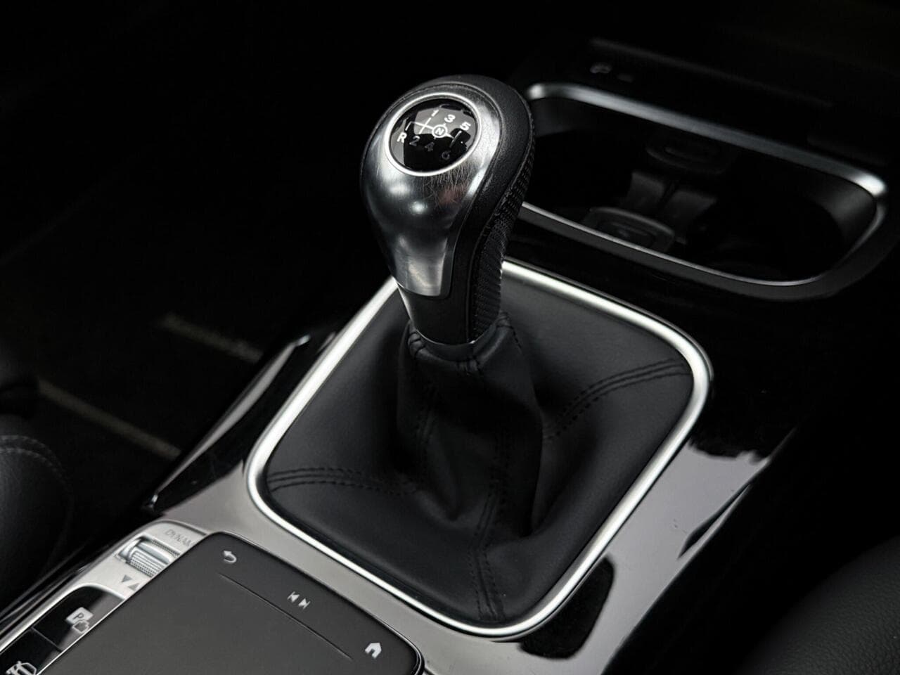 Mercedes-Benz A Class thumbnail Interior Front