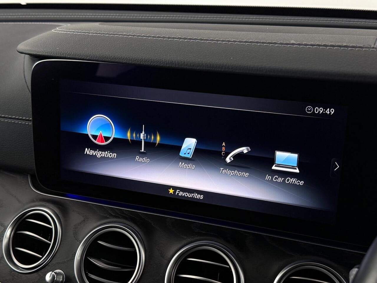 Mercedes-Benz E Class thumbnail Infotainment System