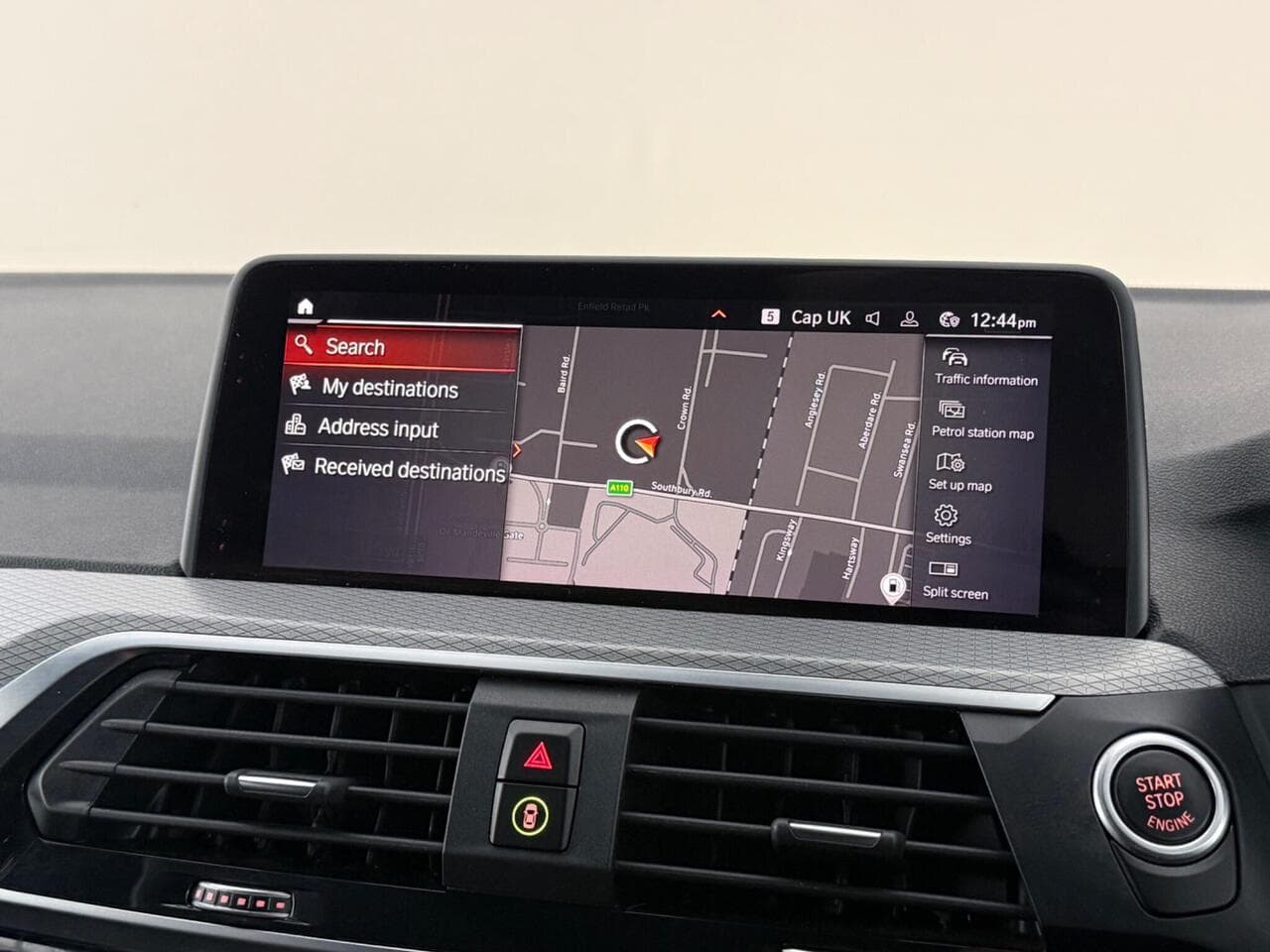 BMW X4 thumbnail Infotainment System