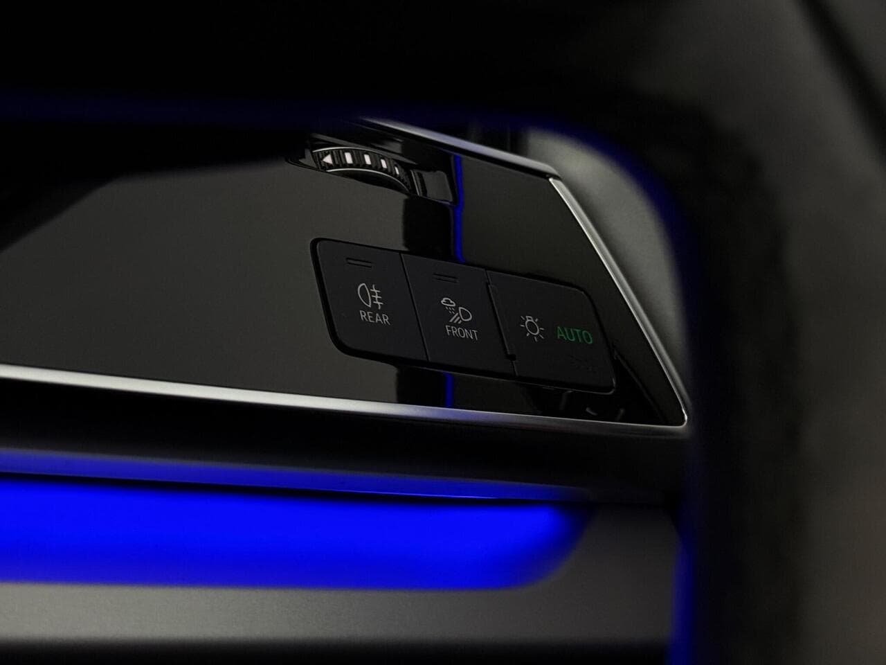 Audi Q7 thumbnail Misc Controls