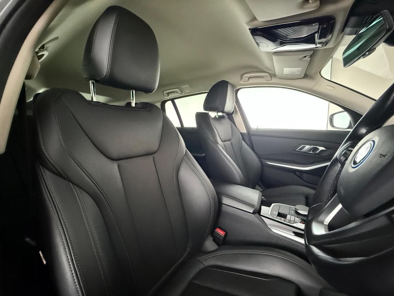 BMW 3 Series thumbnail Seat Driver