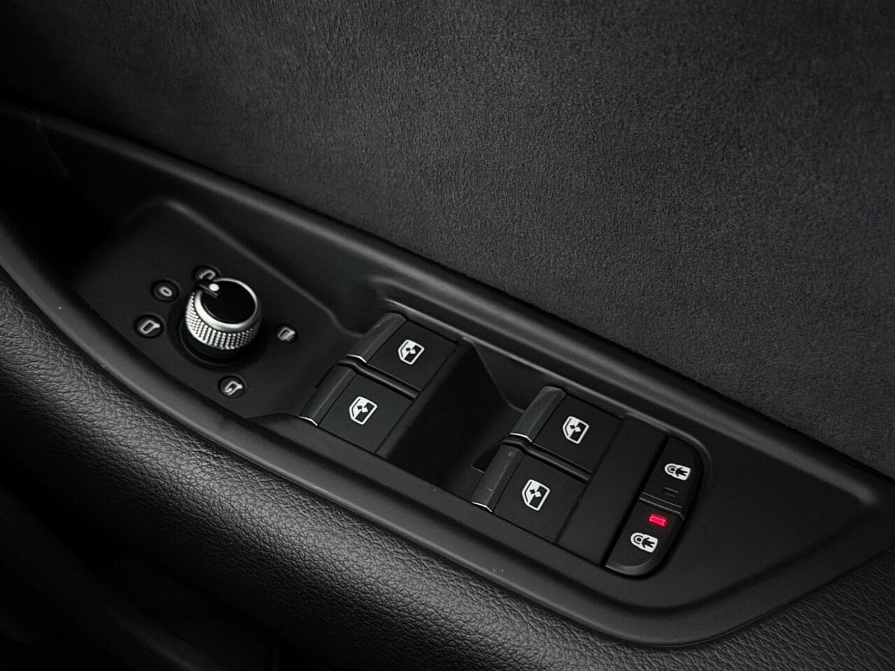 Audi A5 thumbnail Misc Controls