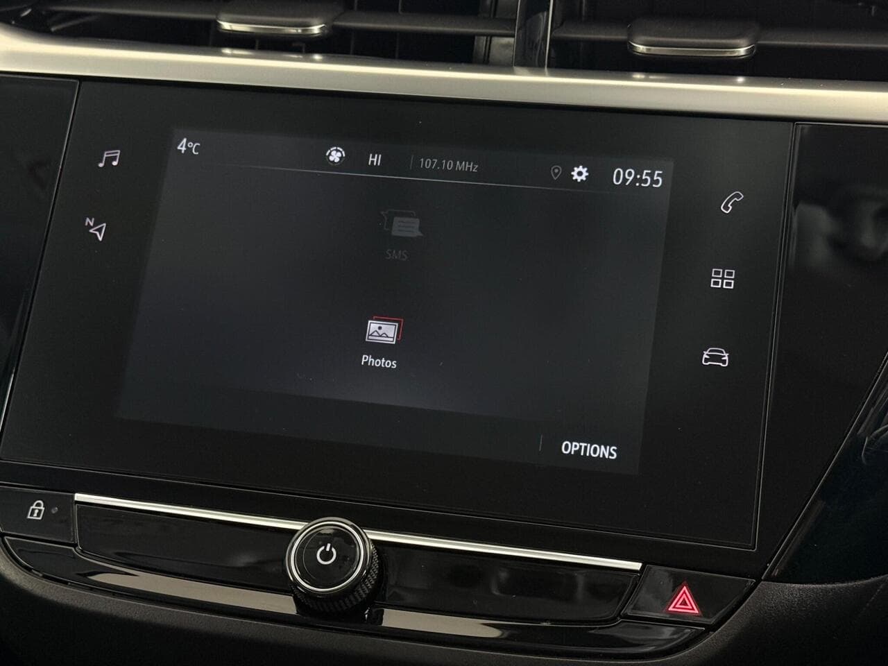 Vauxhall Corsa thumbnail Infotainment System