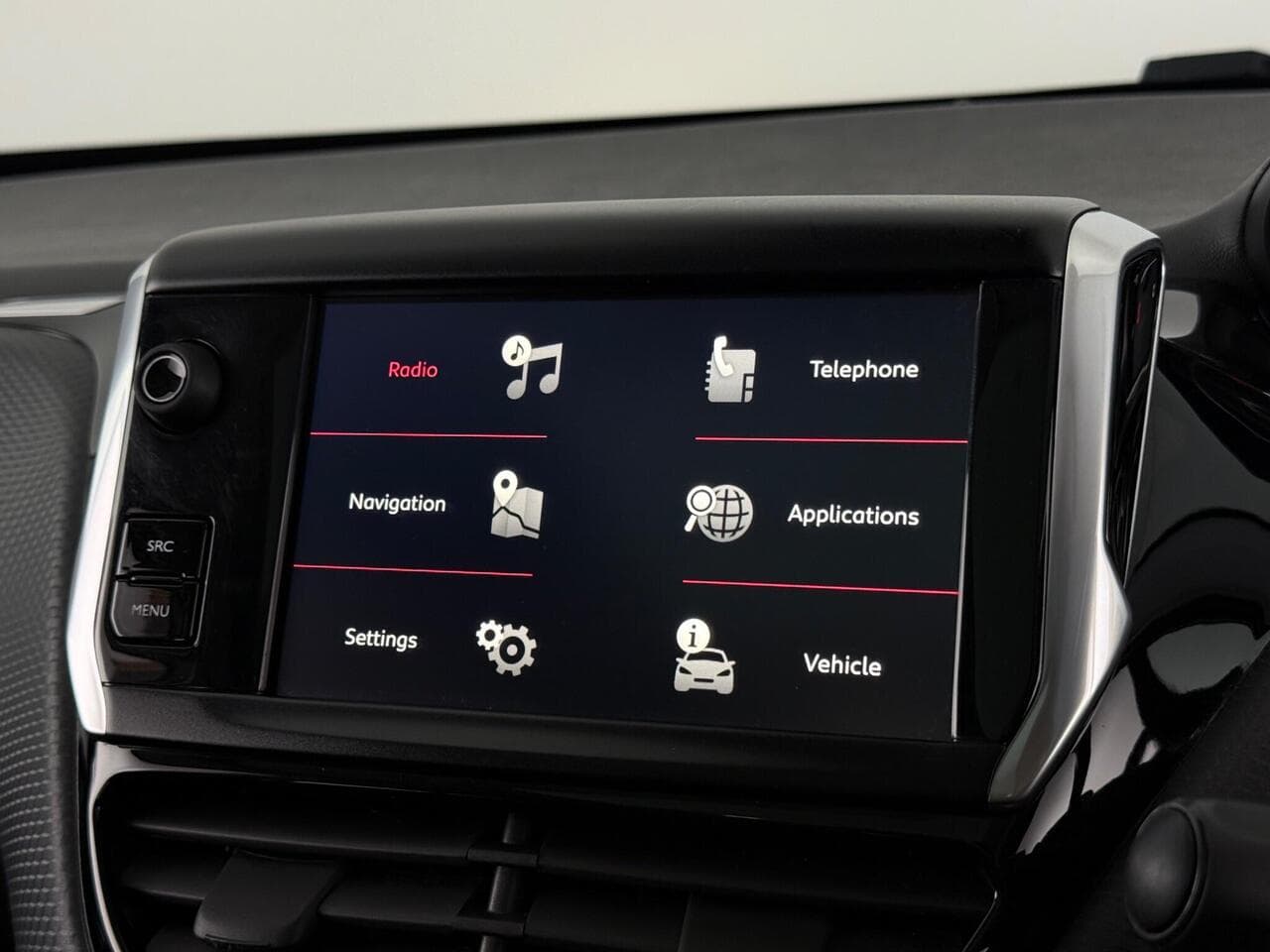 Peugeot 2008 thumbnail Infotainment System