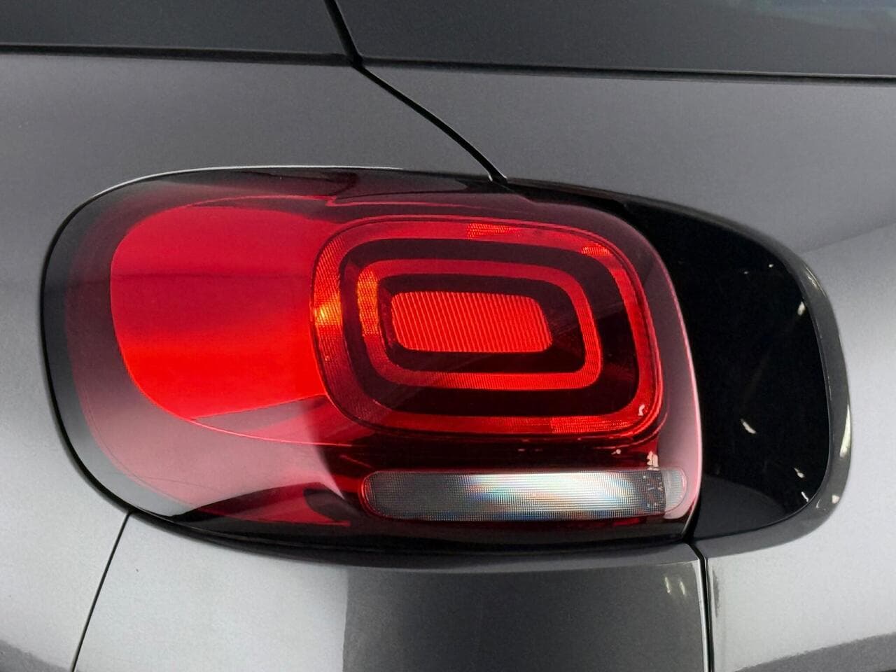 Citroen C3 Aircross thumbnail Lights Rear