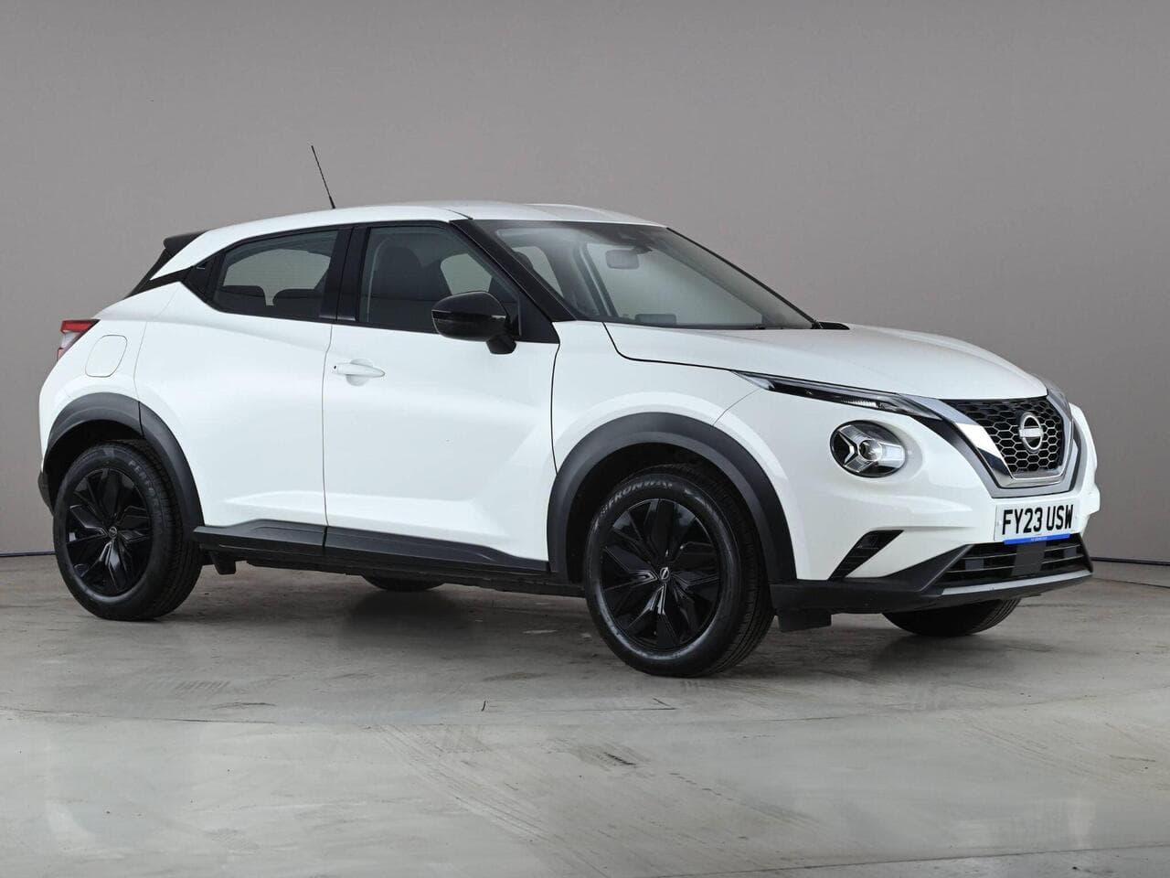 Nissan Juke - Nissan Juke 1.0 DIG-T Acenta Euro 6 (s/s) 5dr