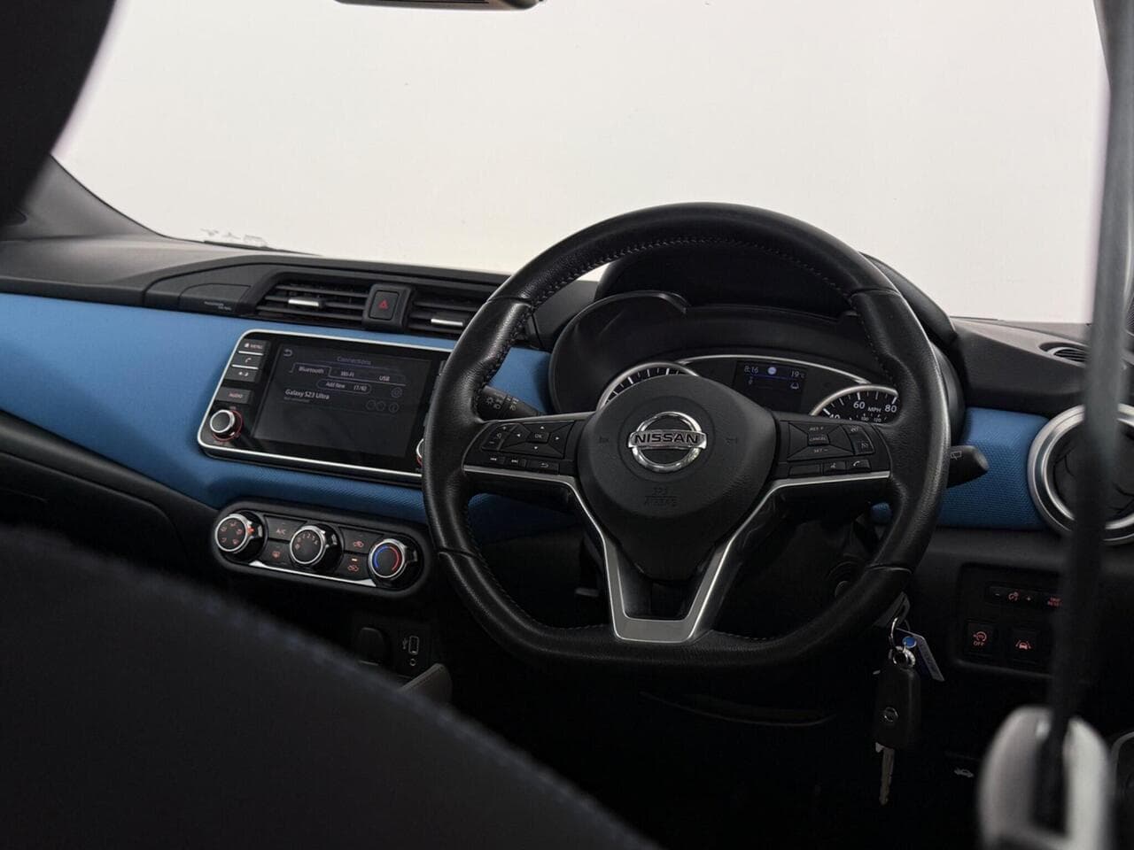 Nissan Micra thumbnail Steering Wheel
