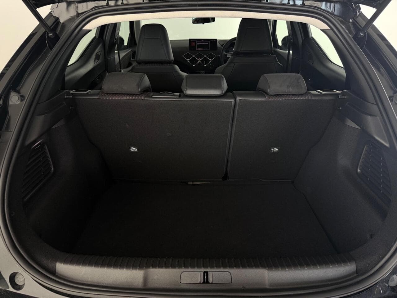 DS AUTOMOBILES DS 3 thumbnail Boot