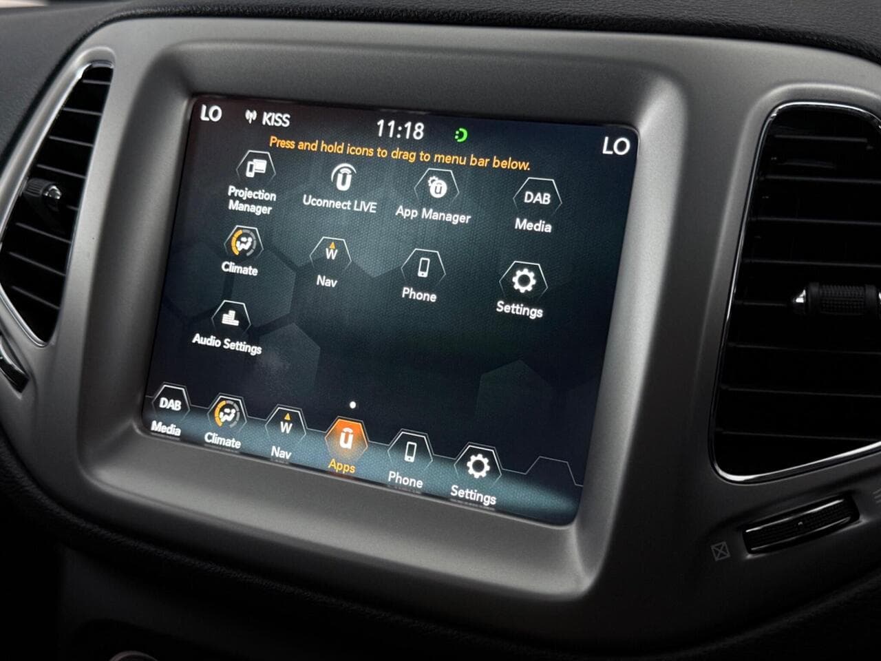 Jeep Compass thumbnail Infotainment System