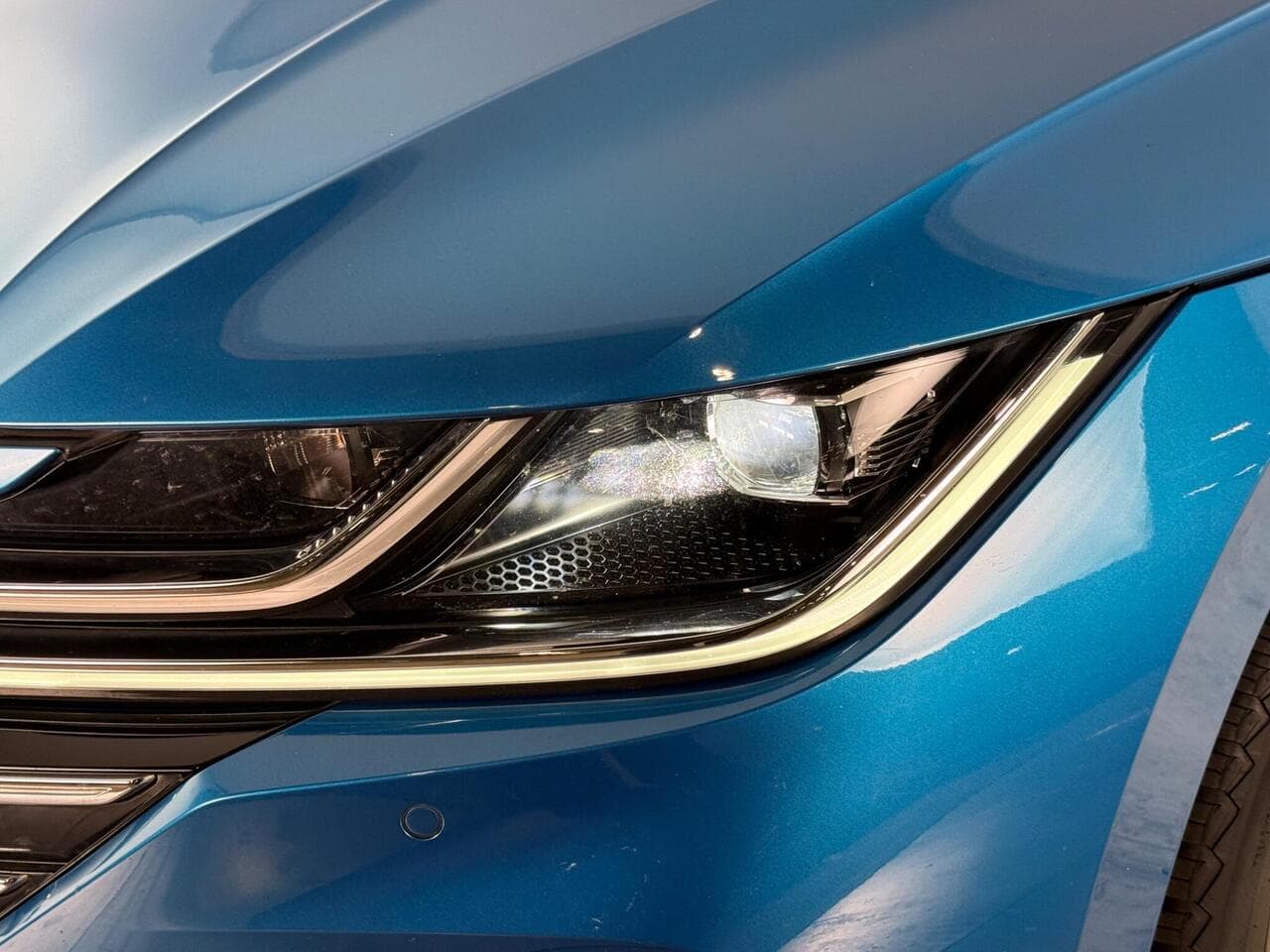 Volkswagen Arteon thumbnail Lights Front