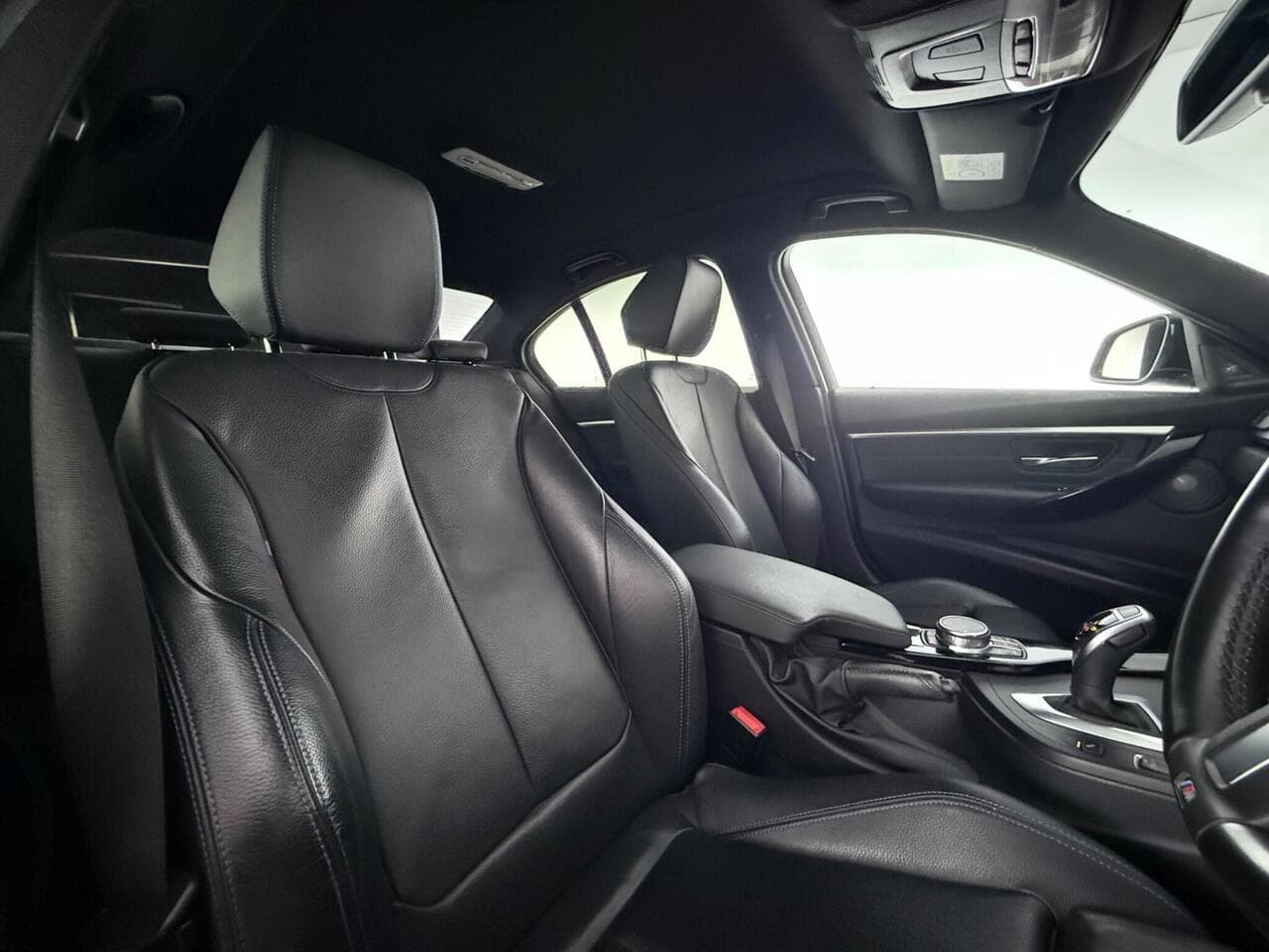 BMW 3 Series thumbnail Seat Driver