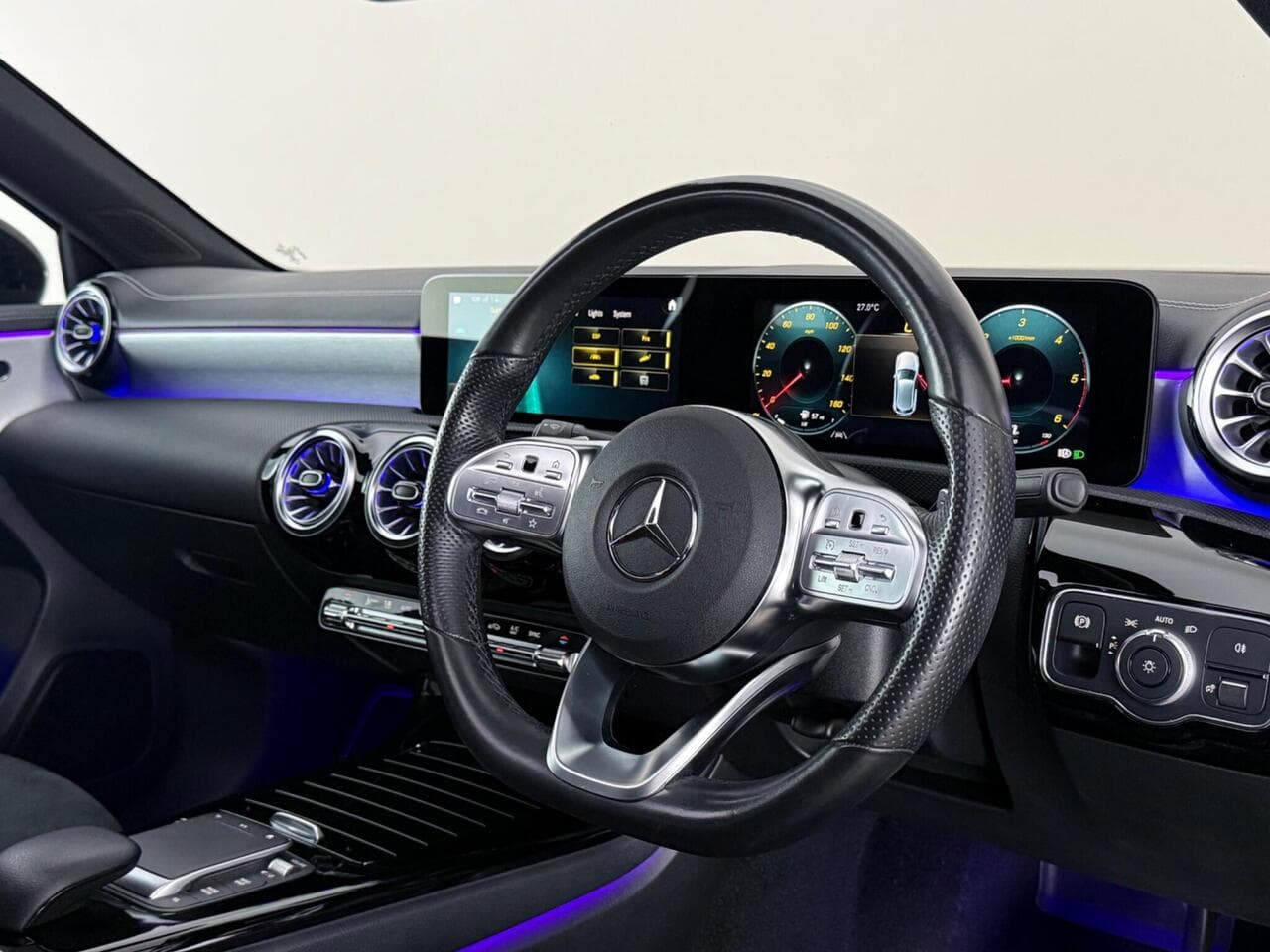 Mercedes-Benz A Class thumbnail Interior Front