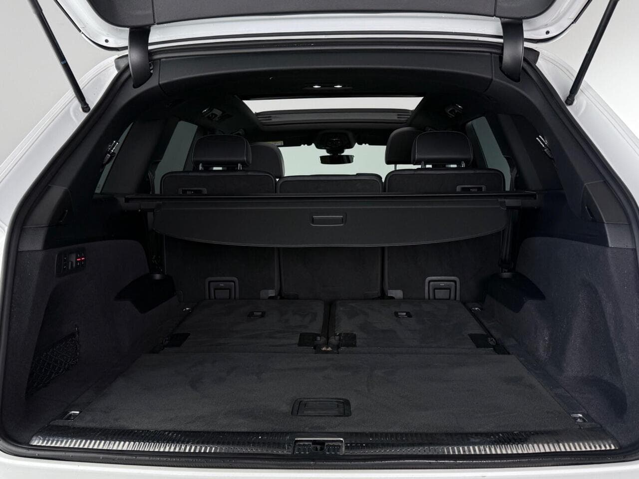 Audi Q7 thumbnail Boot