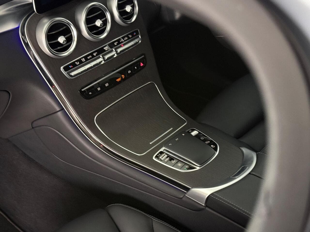 Mercedes-Benz GLC thumbnail Inconclusive