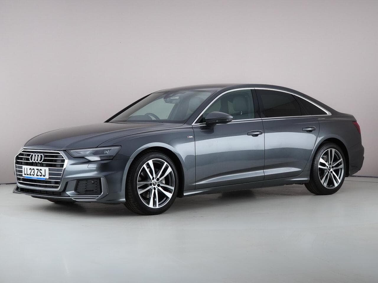 Audi A6 Saloon thumbnail Front Left