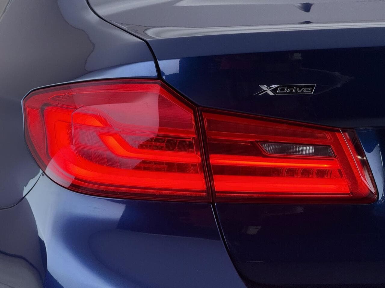 BMW 5 Series thumbnail Lights Rear
