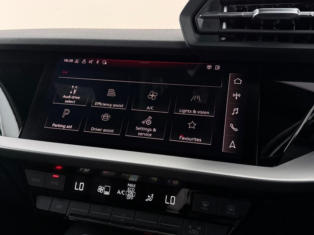 Audi A3 thumbnail Infotainment System