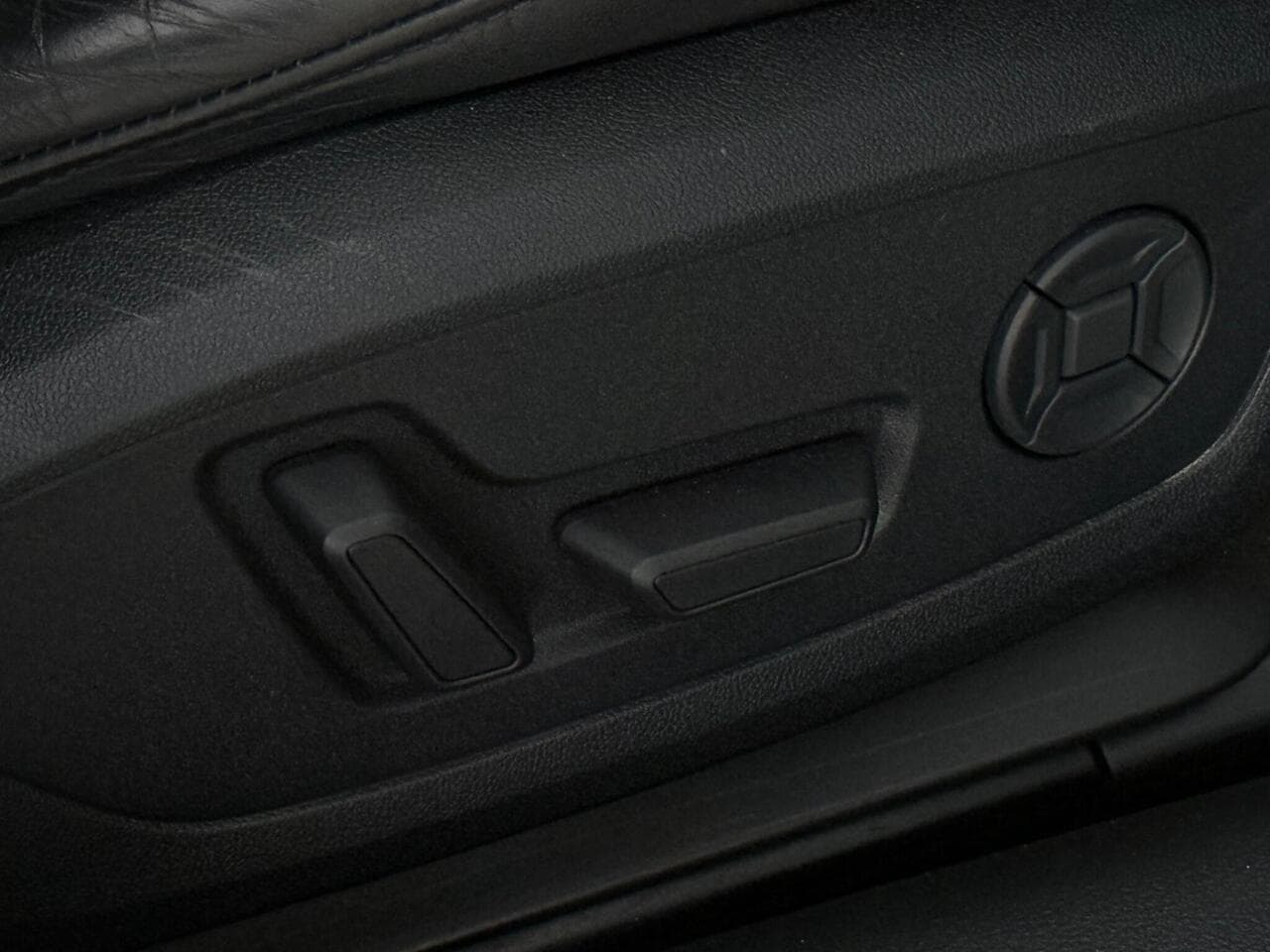 Audi A6 Avant thumbnail Inconclusive