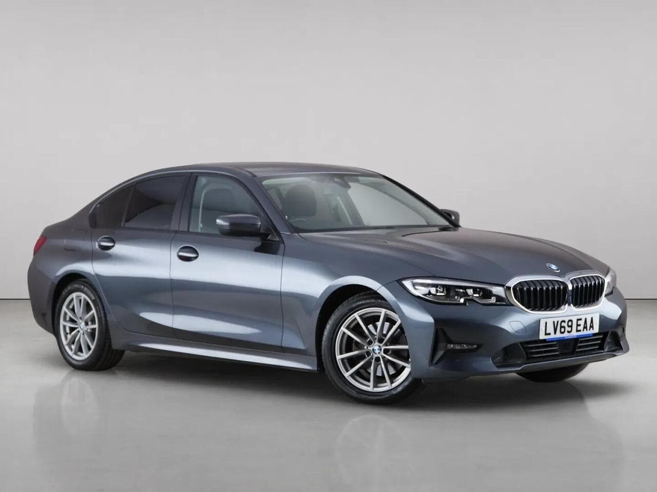 BMW 3 Series - BMW 3 Series 2.0 320d SE Auto Euro 6 (s/s) 4dr