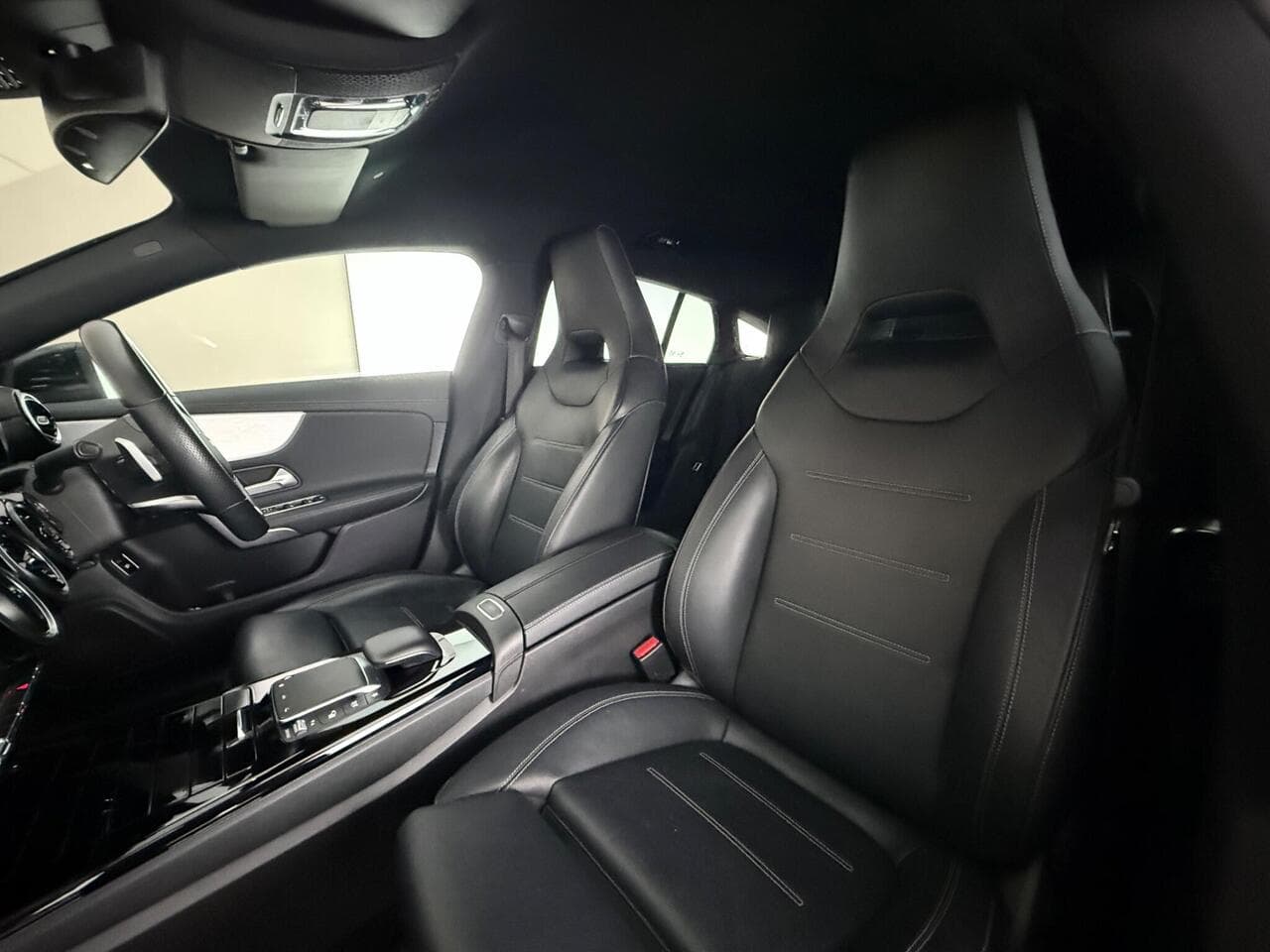 Mercedes-Benz CLA thumbnail Seat Front Passenger